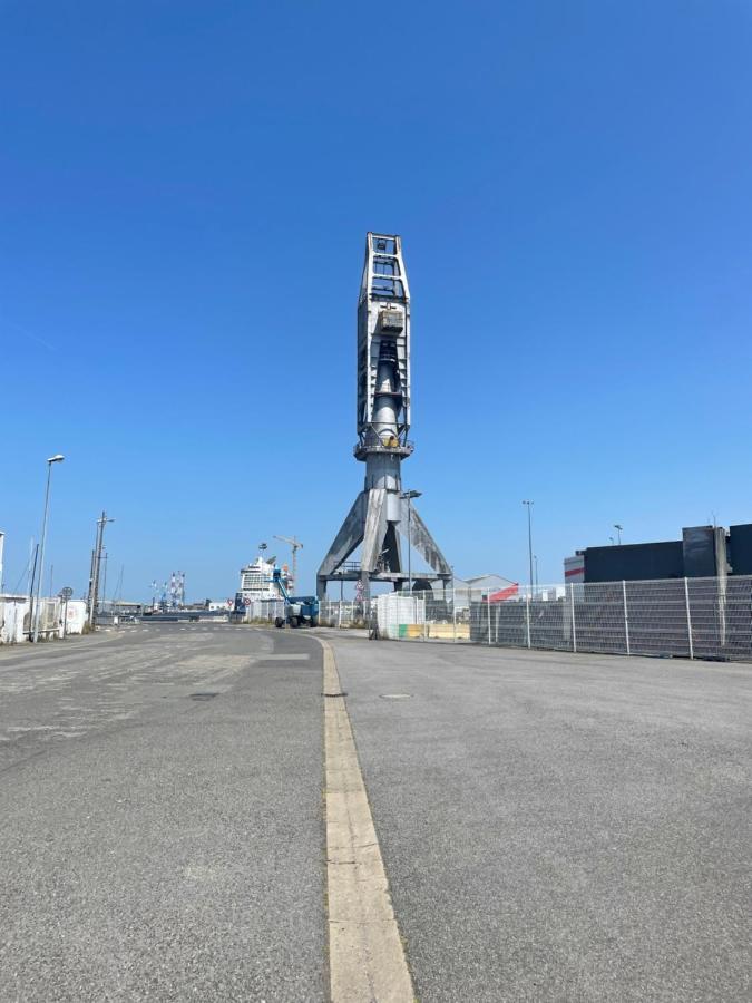 Studio Cosy Avec Terrasse, Proche Chantiers Et Airbus Saint-Nazaire  Exterior foto
